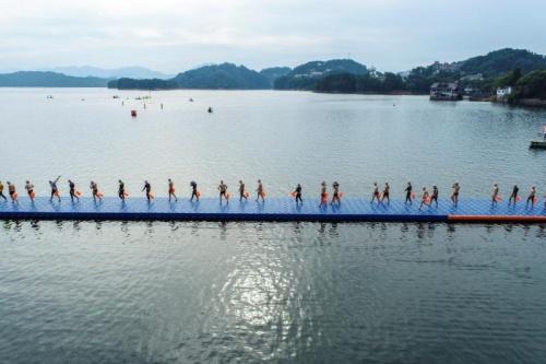  2021年千岛湖游泳公开赛鸣笛  天下秀水波浪飞扬
