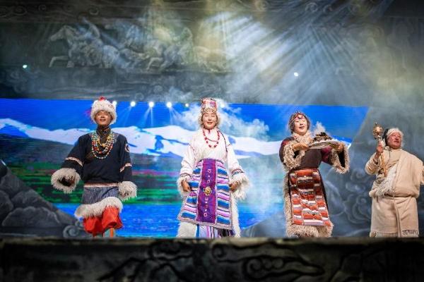  当雄县原创游牧文化歌舞剧《天湖·四季牧歌》再次亮相北京