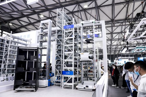 海柔创新CeMAT震撼发布三款新品，再刷“箱式仓储机器人”天花板