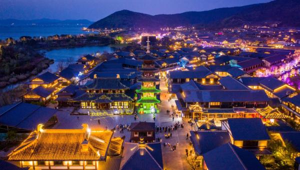  拈花湾文旅聚焦夜游经济，两大标杆项目获评国家级夜间文化和旅游消费集聚区