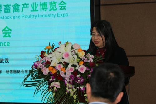  2022世界种业论坛暨世界畜禽产业博览会新闻发布会于10月17日在武汉召开