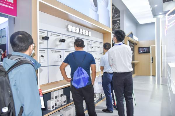 萤石智能家居亮相深圳礼品展 引领2021礼品行业新潮流