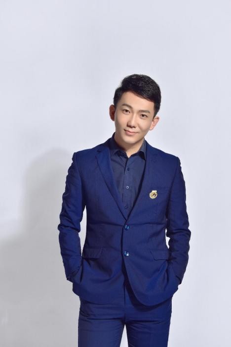  我们在这里打造了一个“精神的壳”湖畔书吧