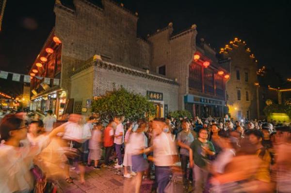 HiFi西津渡：音乐贯穿街区 赋能夜间经济