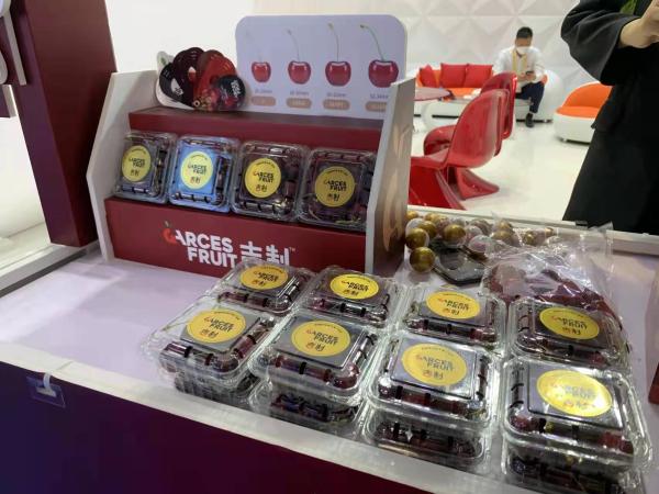 2.3亿美元的“美味大单”!中国东航第四届进博会智利车厘子采购项目创新高