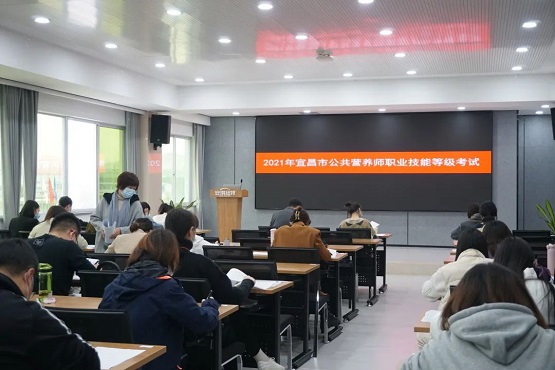 震惊！要全员持证上岗，安琪纽特又一批新员工拿到营养师资格证！