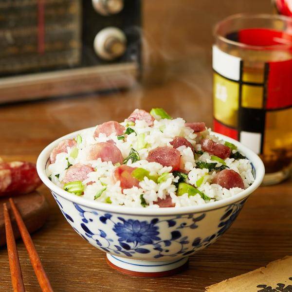 电梯飘出菜饭香,老字号立丰居然这么潮?