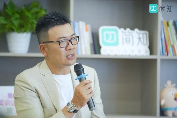  对话专家、教师、家长：“双减”之下，家庭教育路在何方？