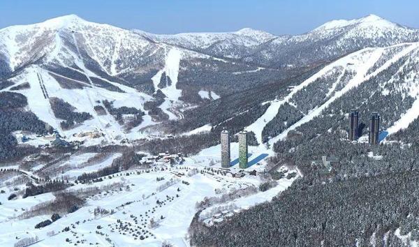 星野tomamu度假村独家滑雪体验带你提前领略北海道的粉雪世界