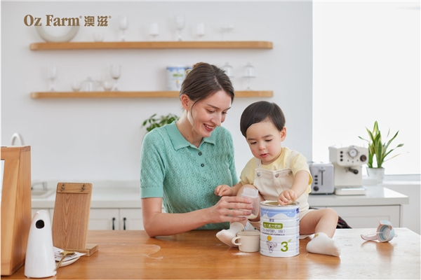  DTC将颠覆奶粉行业内卷 澳滋奶粉被官媒定义为“奶粉界小米”