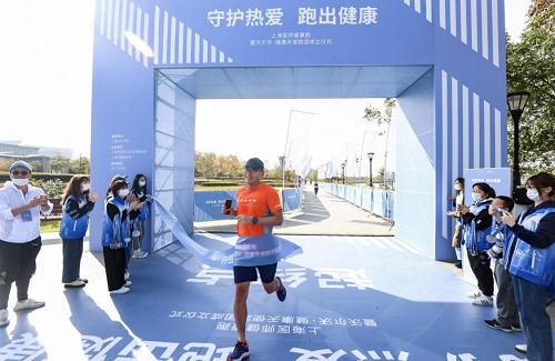  守护热爱，跑出健康，“沃尔沃·健康天使跑团”成立，开跑！