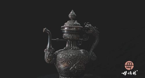  传承人母炳林借短视频展示制银工艺，抖音电商助力非遗传承与保护