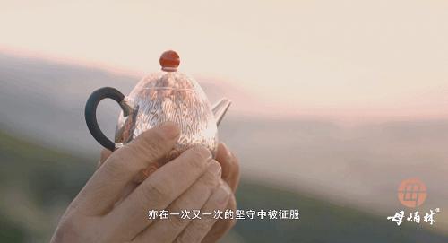  传承人母炳林借短视频展示制银工艺，抖音电商助力非遗传承与保护