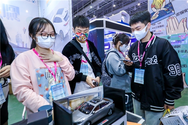 与年轻相聚创意之巅，创无界·长安汽车青年创意挑战赛C位出圈！