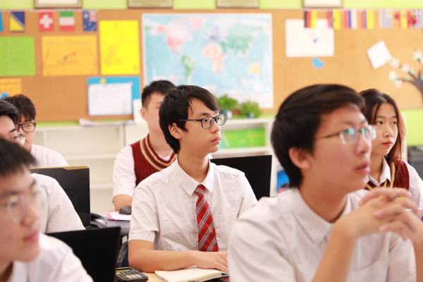  5000美金！广州市为明国际部学子喜获高额奖学金