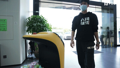  普渡机器人入驻比亚迪4S店，联动诠释“中国智造”