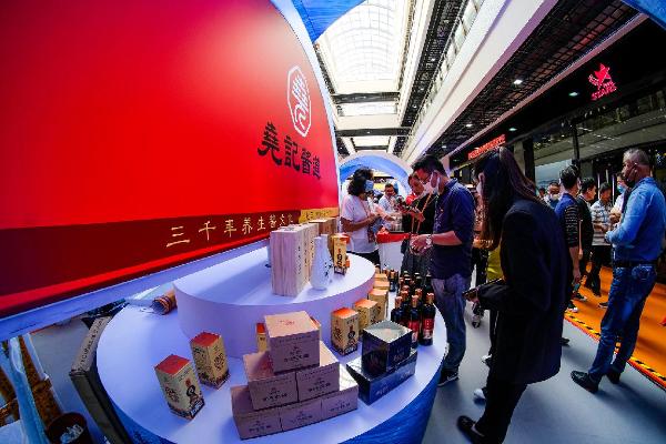  搭乘“海丝”东风拓展“丝路”合作