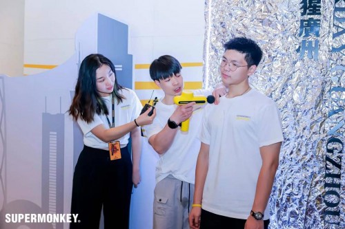  云麦科技助阵超级猩猩广州周年庆，倡导健康智能运动生活