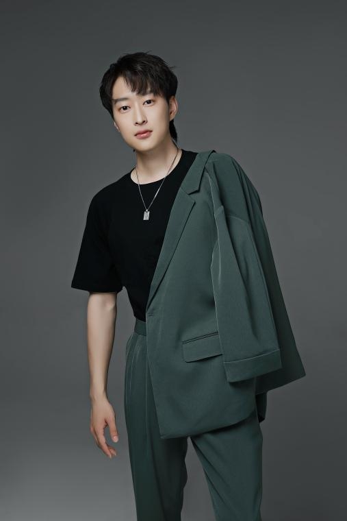 酷狗繁星格格张逸辰郑鱼星娅现身国风音乐盛典,与大咖同台唱响新年