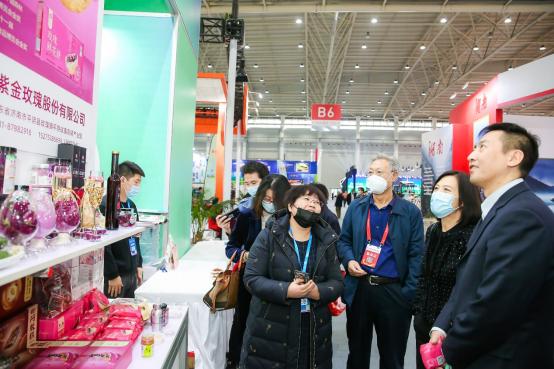  “齐鲁灵秀地、品牌农产品”精彩亮相湖北农博会