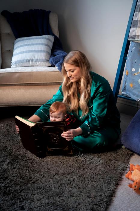 完美的圣诞礼物 LILYSILK亮相格莱美歌后圣诞金曲