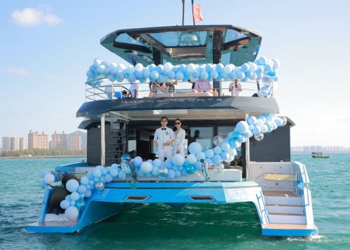  聚 悦 航 海