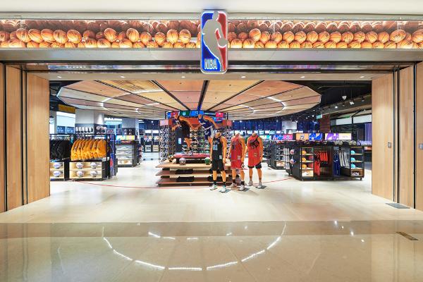  NBA天津旗舰店正式开业，滔搏运动携手NBA中国引领运动生活新体验