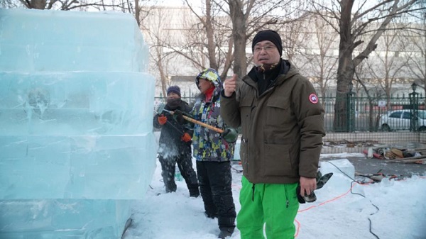  讲好冬奥故事“真正的冰墩墩”千里行亮相冬奥延庆赛区 