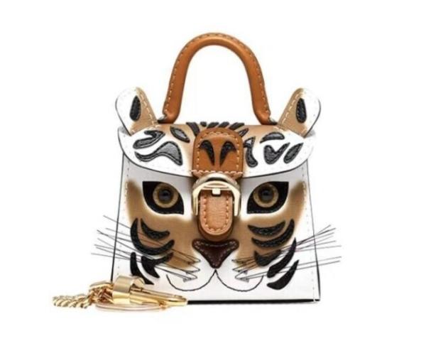  奢品大牌虎年限定款驾到！萌、酷、飒、雅……哪只老虎更能打动你？