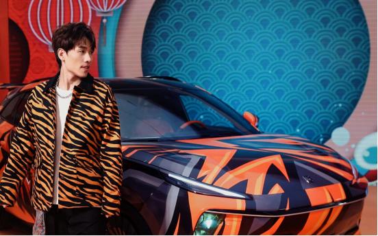  狮虎拜潮年！风行T5 EVO奏响2022新春“潮音”