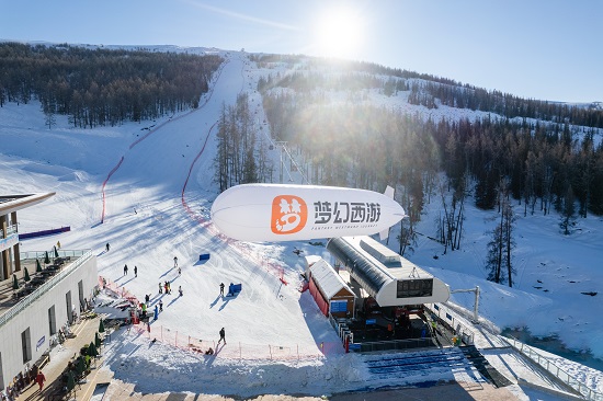 梦幻西游牵手冰雪文旅，可可托海滑雪场邂逅冬梦奇遇