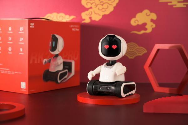  萤石网络推出萤宝虎年贺岁礼盒 把智能科技送给娃！