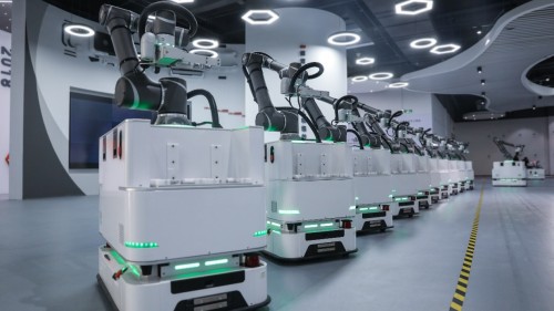  优艾智合机器人：构筑智能工厂物流脉搏