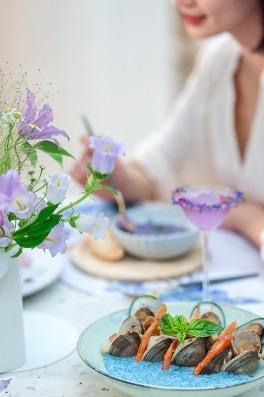  花厨携手阿南纸艺联合开启「鸢尾花季」