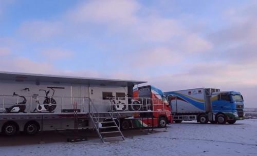  青岛英派斯将运动器械搬上中国首辆“雪蜡车”