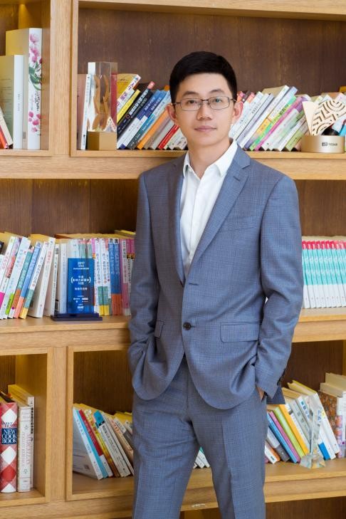 知名心理学作家卢熠翎：人为何越长大，越难有好情绪？