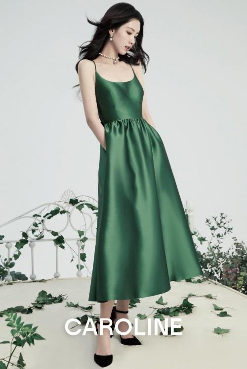  欣贺CAROLINE女神节携手品牌大使陈都灵｜开启「丛灵之旅」
