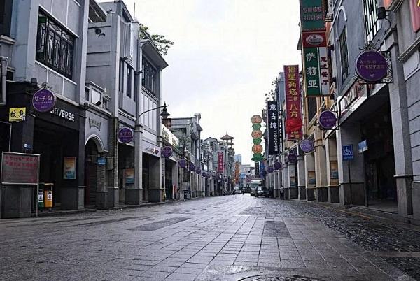  广东女孩拍煲汤短视频挽救30年老店，抖音电商助力女性开拓新事业