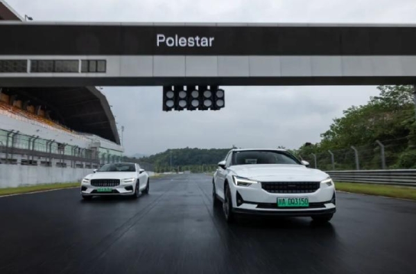  电动汽车极星2（Polestar2），赛道基因继承者！