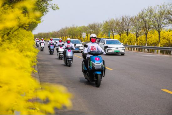 远途出行新装备！爱玛电动车500里不充电解决用户里程焦虑！