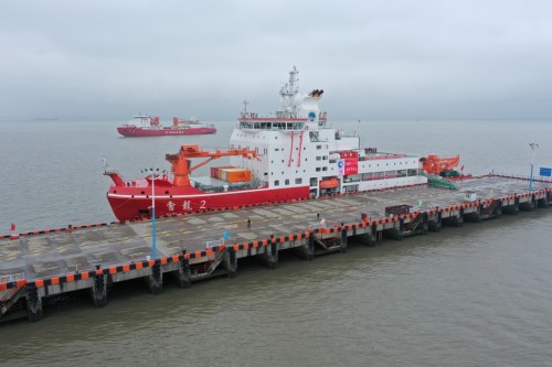 探路者贴身护航13载 | 中国第38次南极考察队凯旋