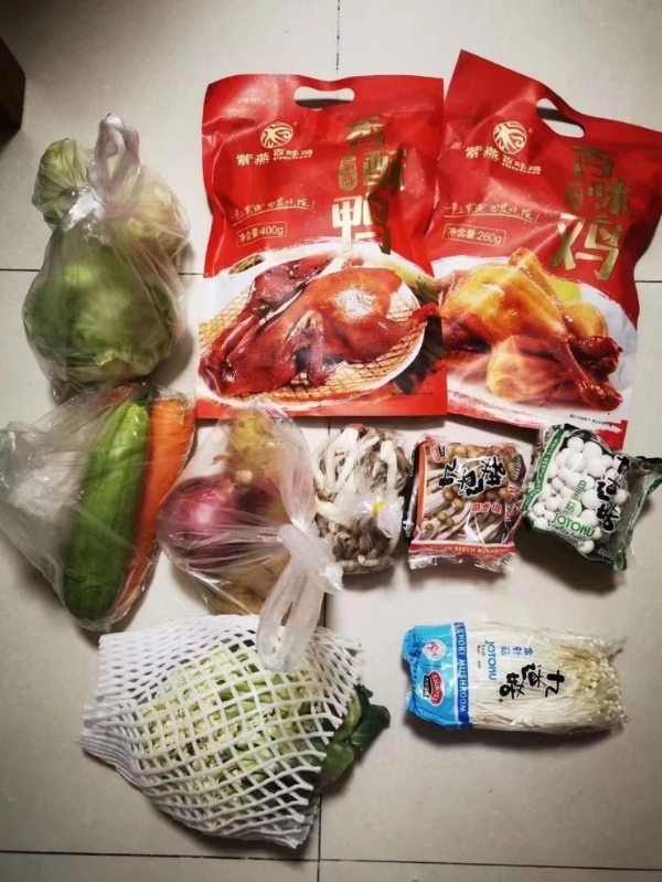  卤味不缺席  紫燕百味鸡大礼包守“沪”餐桌