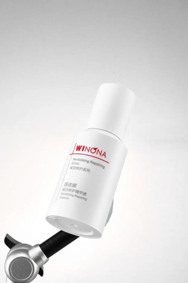  薇诺娜携手天猫小黑盒，开创敏感肌抗老新突破