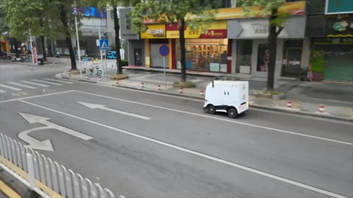  助力抗疫一线，行深智能无人配送车驶入广州管控社区