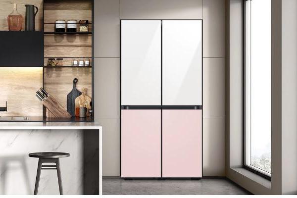 三星全新推出BESPOKE缤色铂格十字门冰箱与吸尘器，用色彩点亮精致生活