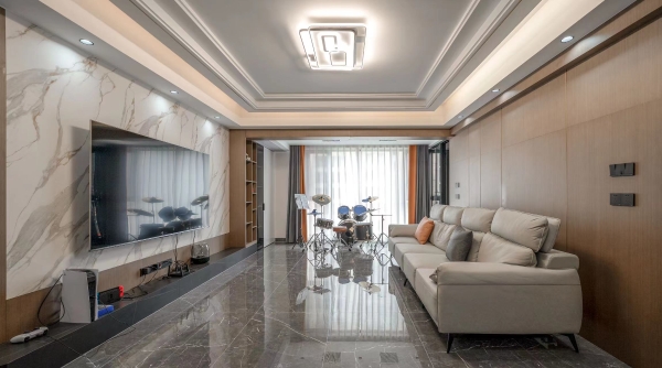 居住在长沙，生活大玩家的通关梦想正在进行