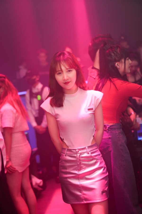  BOOMSHAKE FUZHOU ● I AM HOT SEARCH