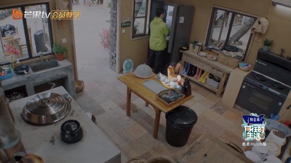 《向往的生活6》首播，“大厨”张艺兴的秘密助力竟是容声冰箱！