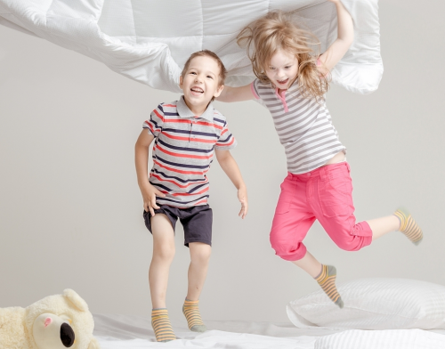  什么样的床垫更适合孩子发育？特蕾卡的儿童床垫怎么样？