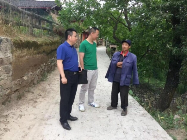  从拉车搭板卖货做成川货连锁品牌，川名堂创始人刘兵做了哪些出人意料的举措？